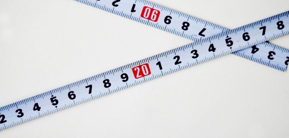 厘米，用于在扩大前测量青少年的阴茎